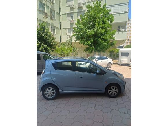 EMEKLI ASKERDEN DÜŞÜK KM DE ÇOK TEMİZ 2010 SPARK LT