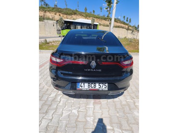 Sahibinden Renault Megane 1.5 Blue DCI Touch 2022 Model