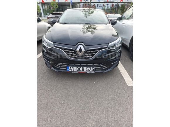 Sahibinden Renault Megane 1.5 Blue DCI Touch 2022 Model