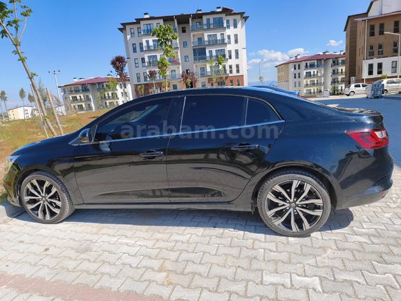 Sahibinden Renault Megane 1.5 Blue DCI Touch 2022 Model