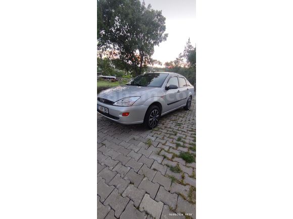 Sahibinden Ford Focus 1.6 Ambiente 2000 Model