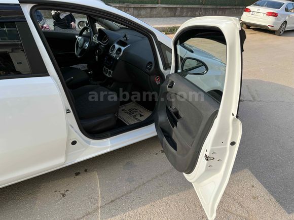 Sahibinden Opel Corsa 1.4 Twinport Active 2013 Model 