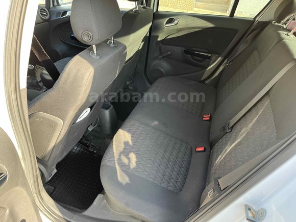 Sahibinden Opel Corsa 1.4 Twinport Active 2013 Model 