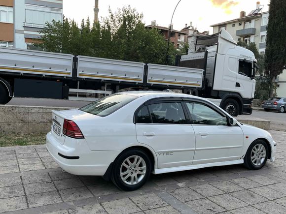 Sahibinden Honda Civic 1.6i VTEC LS 2003 Model 