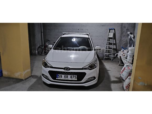 Sahibinden Hyundai i20 1.2 MPI Style 2015 Model
