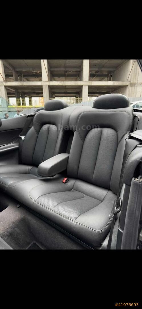 Galeriden Mercedes - Benz CLK 200 Kompressor Avantgarde 2000 Model İstanbul 328.000 km Siyah 7