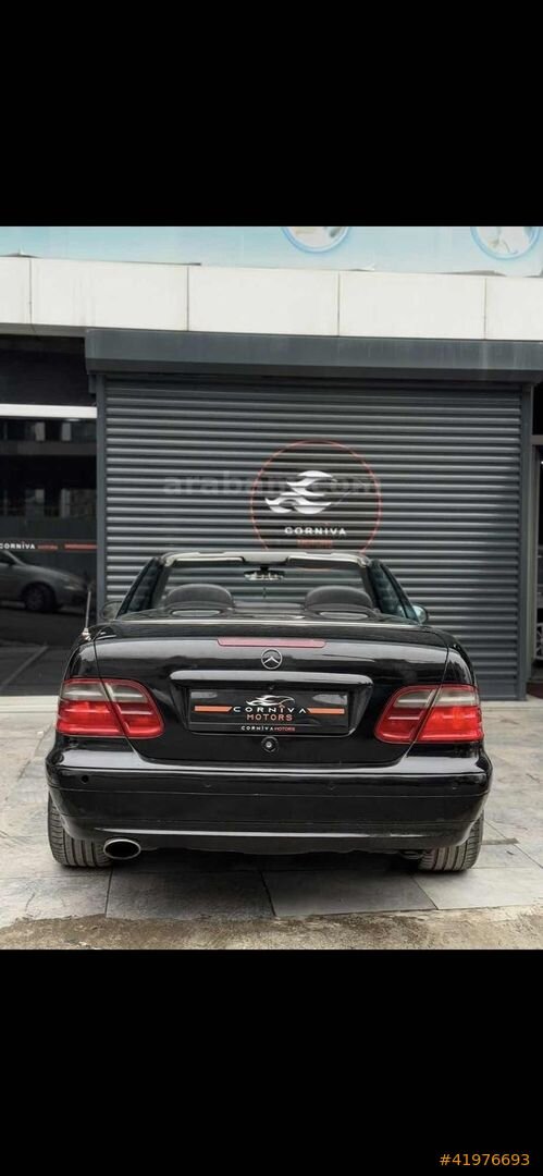 Galeriden Mercedes - Benz CLK 200 Kompressor Avantgarde 2000 Model İstanbul 328.000 km Siyah 6