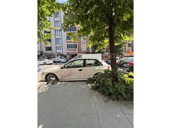 Sahibinden Mazda 323 1.5 Practica 1998 Model 