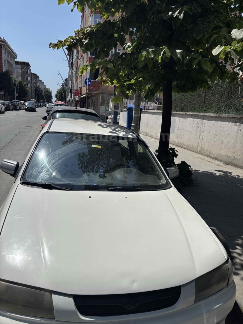 Sahibinden Mazda 323 1.5 Practica 1998 Model İstanbul 312.000 km Beyaz 4