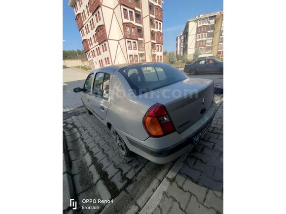 Sahibinden Renault Clio 1.4 Authentique 2003 Model