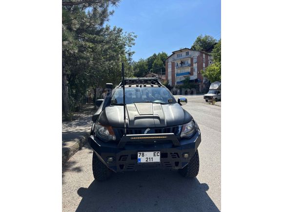 Sahibinden Mitsubishi L 200 4x4 Storm 2016 Model 