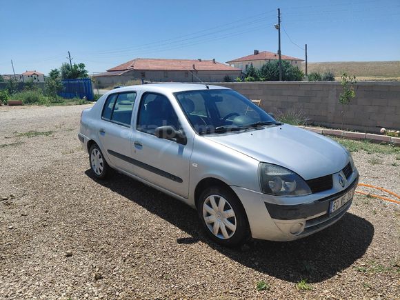Sahibinden Renault Clio 1.4 Authentique 2005 Model