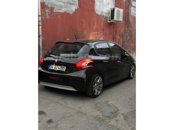 Sahibinden Peugeot 208 1.4 HDi Access 2013 Model 