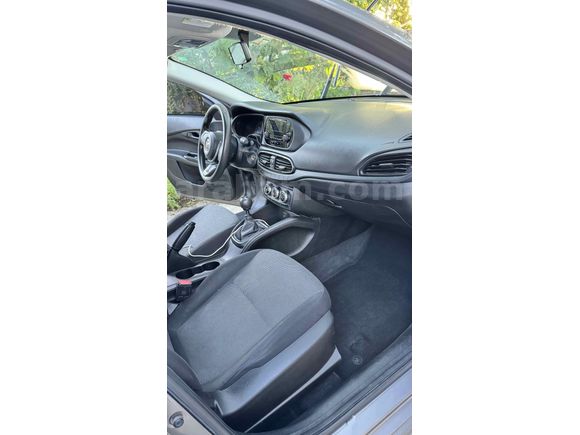 Sahibinden Fiat Egea 1.4 Fire Easy 2021 Model  125.000 km Gri