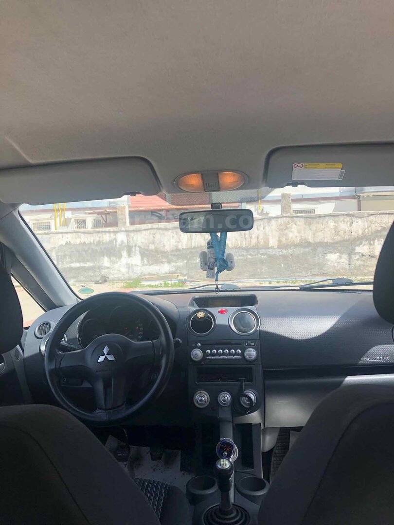 Sahibinden Mitsubishi Colt 1.3 Invite 2008 Model Aydın 208.000 km Siyah 7