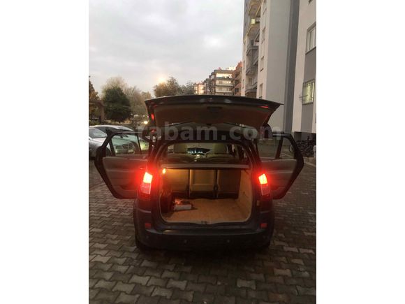 Sahibinden Renault Scenic 1.5 dCi Privilege 2008 Model 