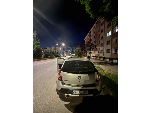 Sahibinden Dacia Sandero 1.5 dCi Stepway 2012 Model  130.000 km Gri