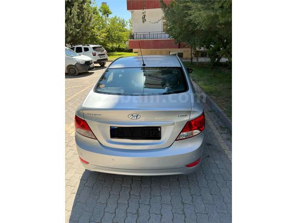Sahibinden Hyundai Accent Blue 1.6 CRDI Mode 2013 Model 