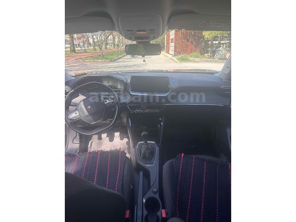 Sahibinden Peugeot 2008 1.2 PureTech Active 2020 Model  150.000 km Gri
