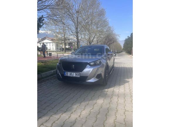 Sahibinden Peugeot 2008 1.2 PureTech Active 2020 Model  150.000 km Gri