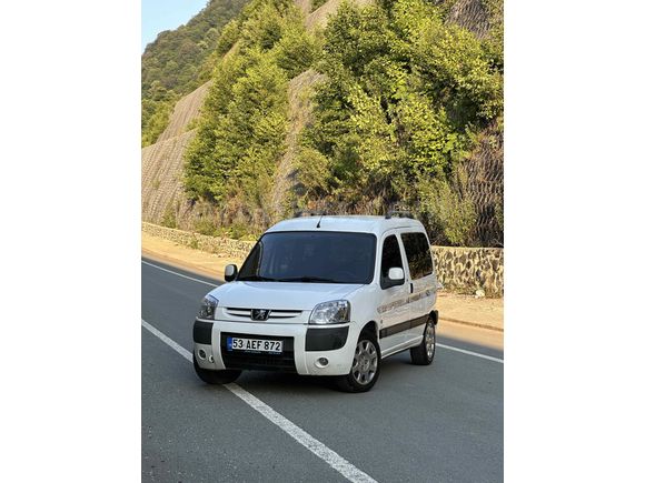 Sahibinden Peugeot Partner 2.0 HDI 2005 Model 