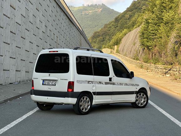 Sahibinden Peugeot Partner 2.0 HDI 2005 Model 