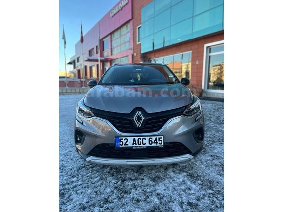 Sahibinden Renault Captur 1.3 TCe Touch Plus 2023 Model 
