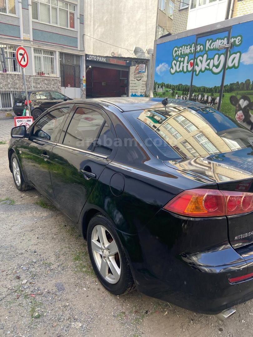Sahibinden Mitsubishi Lancer 1.5 Invite 2008 Model Kocaeli 330.000 km Siyah 6