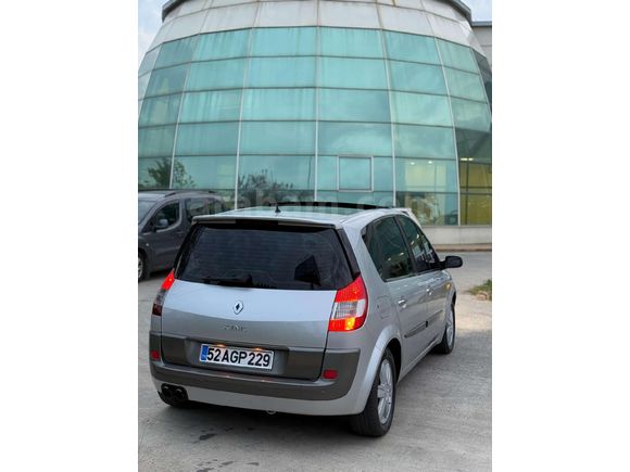 Sahibinden Renault Scenic 1.6 Dynamique 2006 Model