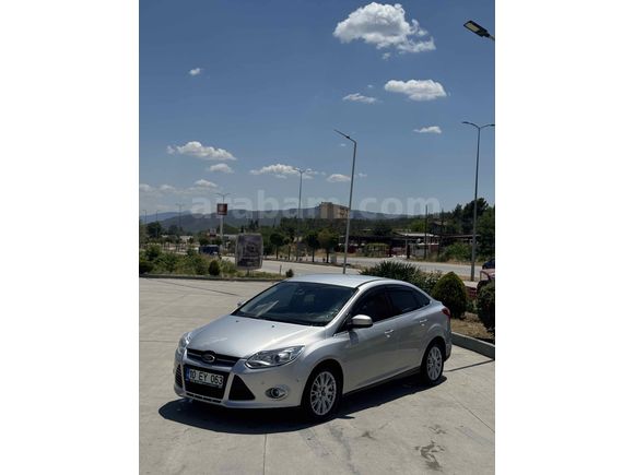 Sahibinden Ford Focus 1.6 TDCi Titanium 2011 Model 
