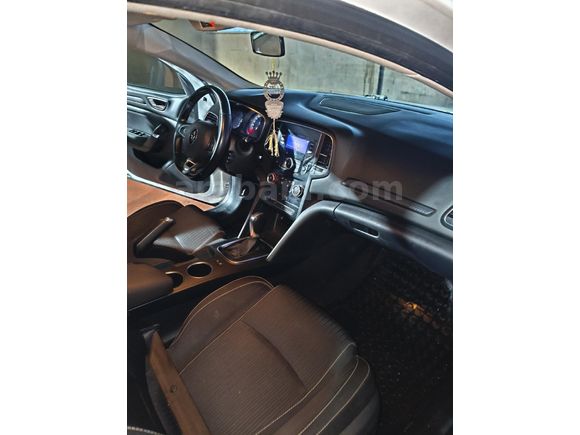 sahibinden satılık Renault Megane 4 hatasız