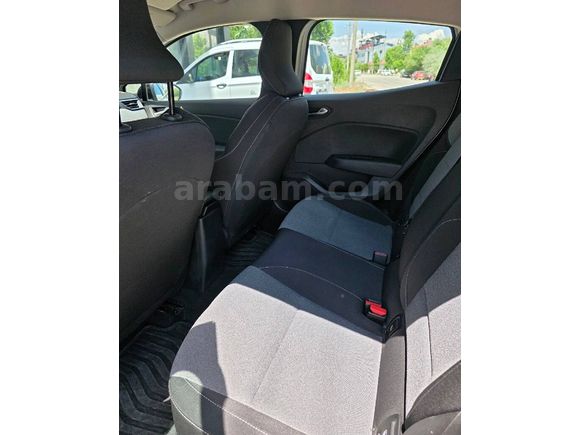 Sahibinden Renault Clio 1.0 TCe Evolution 2023 Model 