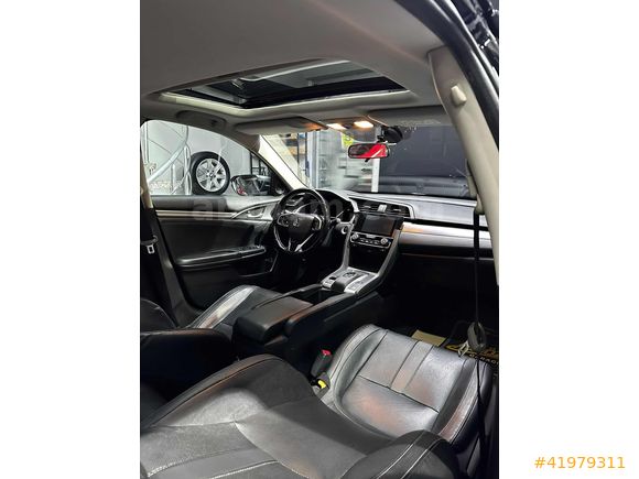 ADIÖZ GARAGE/2019 HATASIZ BOYASIZ SERVIS BAKIMLI CIVIC