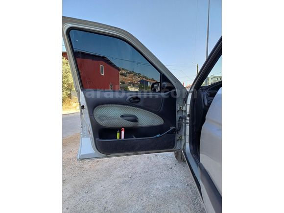 Klimalı, hidrolik direksiyonlu, orjinal Ford Escort