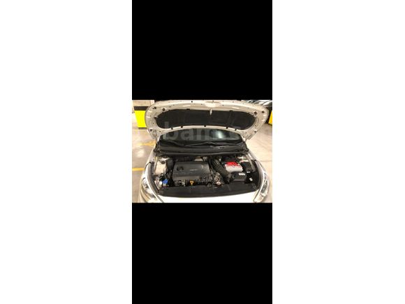 Sahibinden Hyundai Accent Blue 1.6 CRDI Mode Plus 2015 Model İstanbul