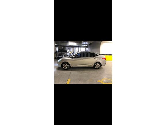 Sahibinden Hyundai Accent Blue 1.6 CRDI Mode Plus 2015 Model İstanbul