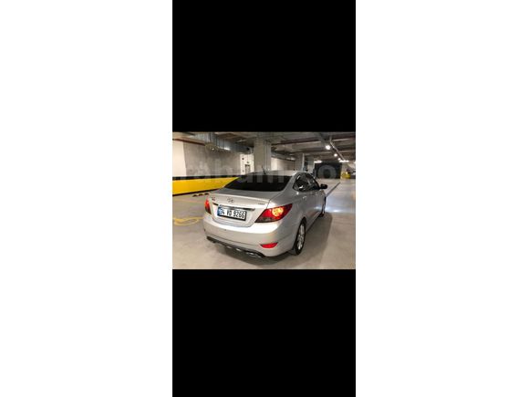 Sahibinden Hyundai Accent Blue 1.6 CRDI Mode Plus 2015 Model İstanbul