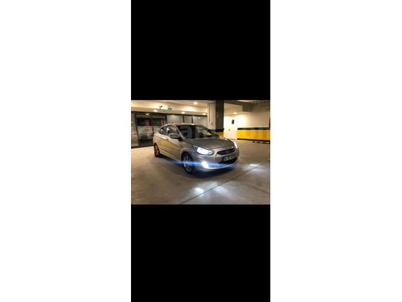 Sahibinden Hyundai Accent Blue 1.6 CRDI Mode Plus 2015 Model İstanbul