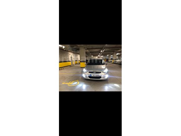 Sahibinden Hyundai Accent Blue 1.6 CRDI Mode Plus 2015 Model İstanbul
