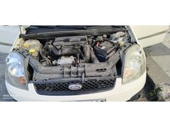 Sahibinden Ford Fiesta 1.4 TDCi Comfort 2006 Model