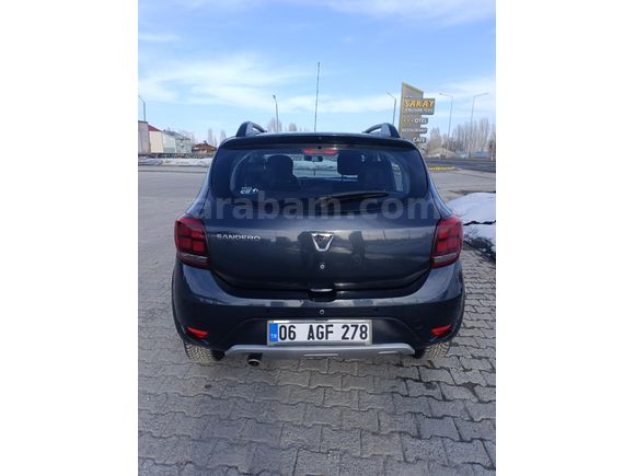 Sahibinden Dacia Sandero 1.5 dCi Stepway 2017 Model