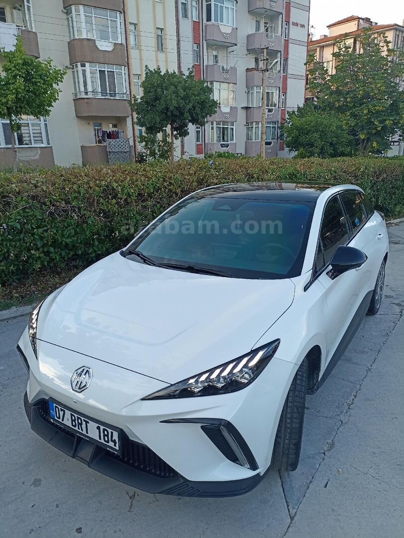 Sahibinden MG MG4 Luxury 2023 Model Isparta 47.000 km Beyaz 4
