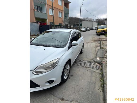 EFECE DEN 1.6 Tİ-VCT Style powershift