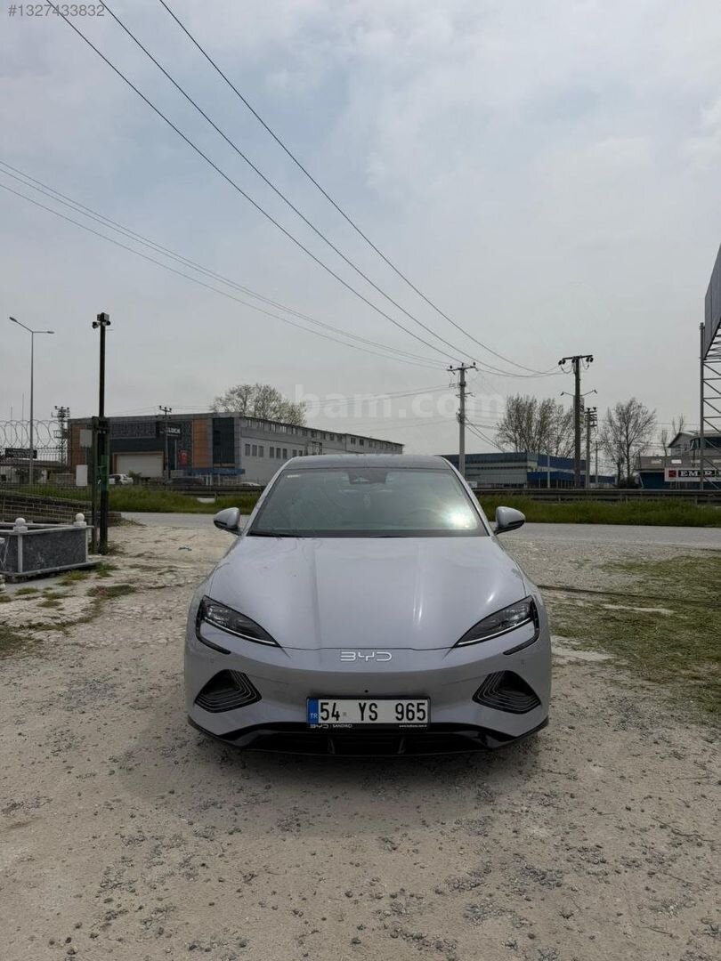 Galeriden BYD Seal Design 2025 Model Sakarya 12.000 km Bej 5