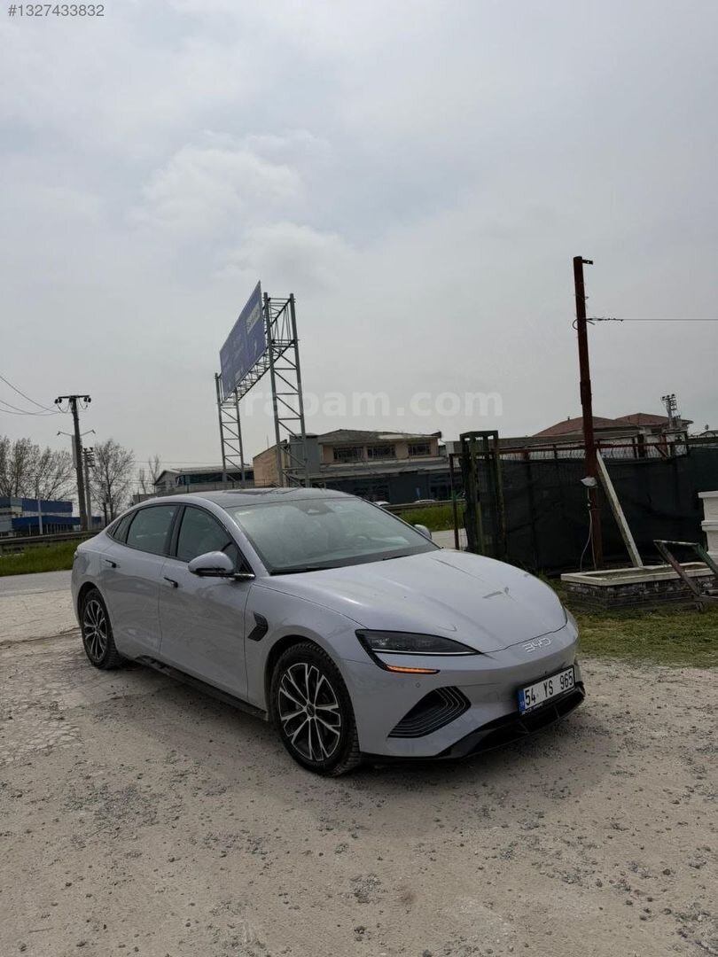 Galeriden BYD Seal Design 2025 Model Sakarya 12.000 km Bej 6