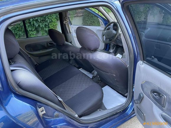 2001 Renault Clio 1.4 16v