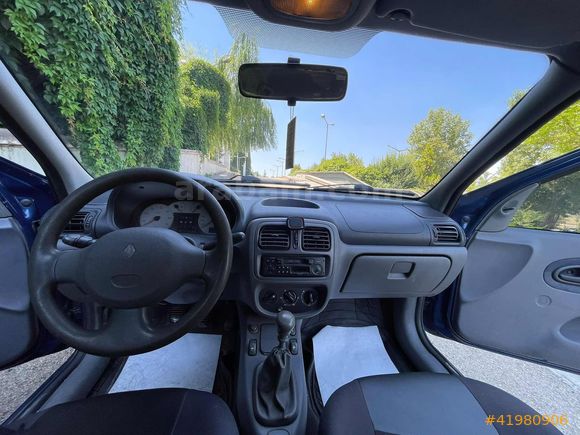 2001 Renault Clio 1.4 16v