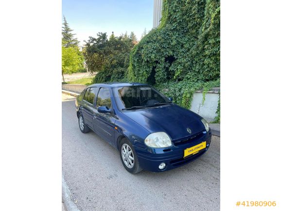 2001 Renault Clio 1.4 16v