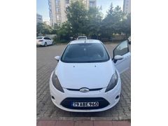 Sahibinden Ford Fiesta 1.4 Trend 2012 Model  133.000 km Beyaz