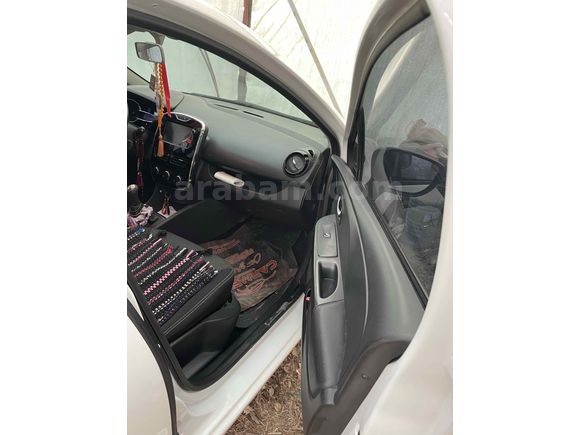 Sahibinden Renault Clio 0.9 TCe Touch 2012 Model Antalya